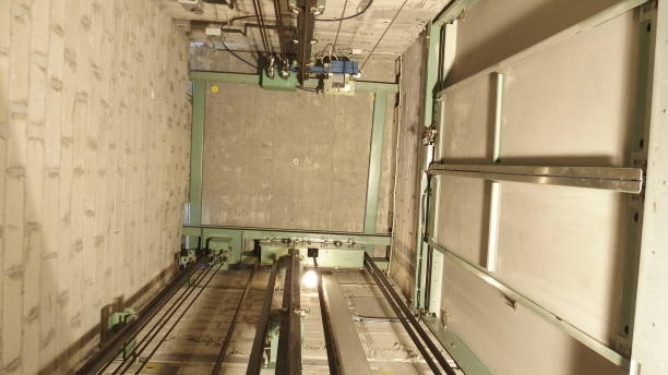 Machine Room dan Machine Room Less